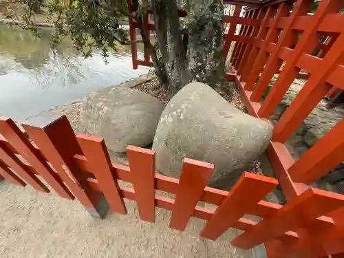 旗上弁財天社の{uncategorized: "未分類", other: "その他", undefined: "問題あり", building: "その他建物", grave: "お墓", sacred_gate: "鳥居", guardian: "狛犬", statue: "像", buddha: "仏像", history: "歴史", nature: "自然", garden: "庭園", animal: "動物", pagoda: "塔", temizu: "手水舎", mountain_gate: "山門・神門", sanctuary: "本殿・本堂", subordinate: "末社・摂社", art: "芸術", scenery: "景色", jizo: "地蔵", ema: "絵馬", goshuin: "御朱印", omikuji: "おみくじ", items: "授与品その他", amulet: "お守り", goshuincho: "御朱印帳", eats: "食事", festival: "お祭り", votive_dance: "神楽", shichigosan: "七五三参", wedding: "結婚式", experience: "体験その他", initially: "初詣", around: "周辺", anti_infection: "感染症対策"}