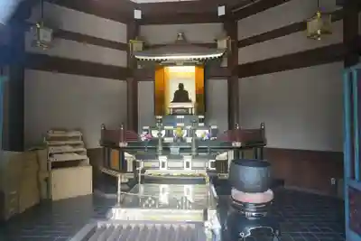 西新井大師総持寺の本殿・本堂