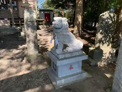 八幡神社の狛犬