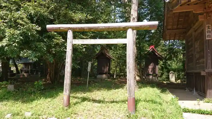 大戸神社の鳥居