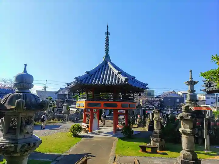 宝珠院の山門・神門