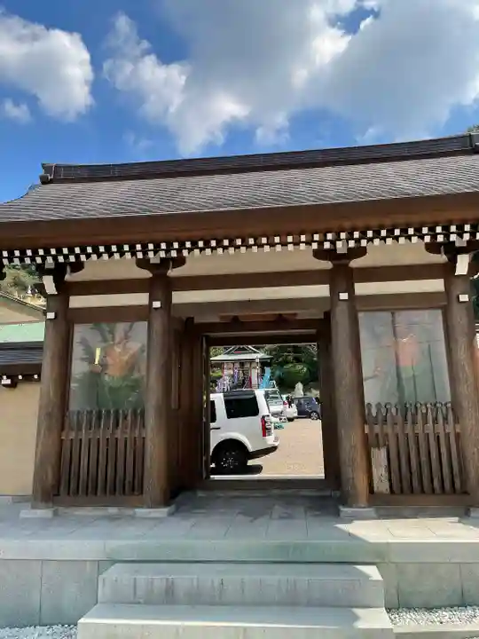 倶利加羅不動寺の山門・神門