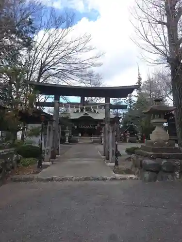 皆野椋神社の鳥居