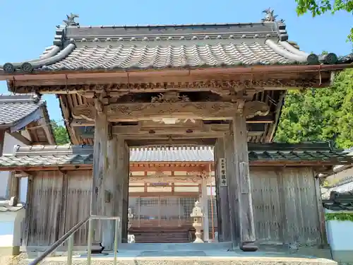 常照寺の山門・神門