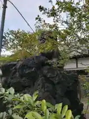 御霊神社の狛犬