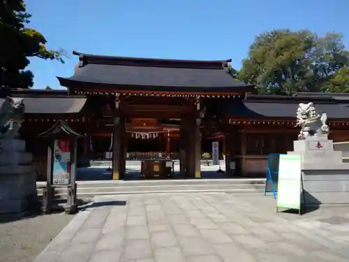 亀ケ池八幡宮の山門