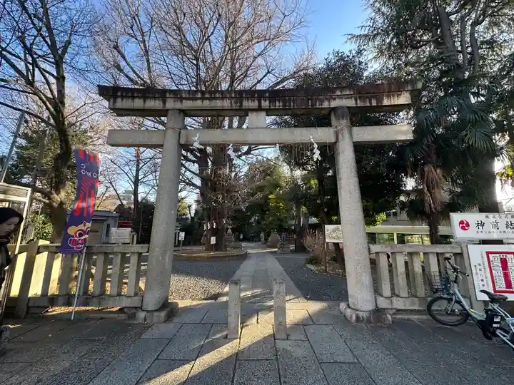 鳩森八幡神社の鳥居