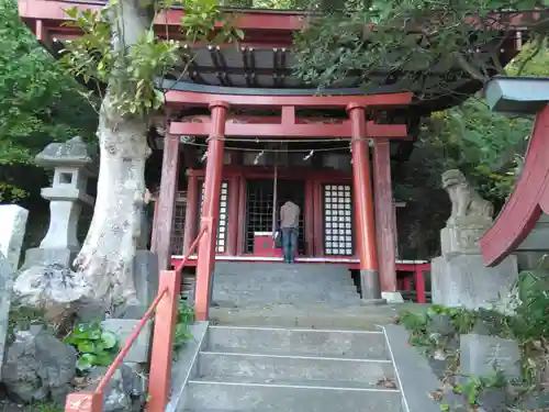 新宿稲荷神社(神奈川県)