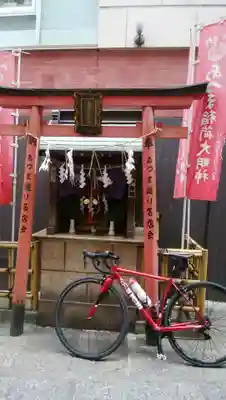 あづま稲荷神社の本殿・本堂