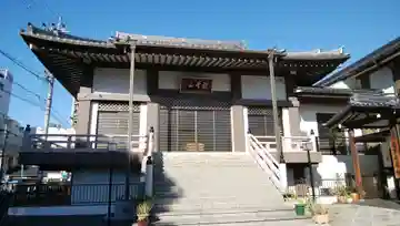 万年寺の本殿・本堂