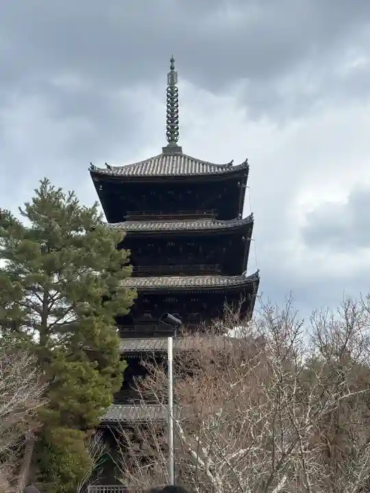 仁和寺の{uncategorized: "未分類", other: "その他", undefined: "問題あり", building: "その他建物", grave: "お墓", sacred_gate: "鳥居", guardian: "狛犬", statue: "像", buddha: "仏像", history: "歴史", nature: "自然", garden: "庭園", animal: "動物", pagoda: "塔", temizu: "手水舎", mountain_gate: "山門・神門", sanctuary: "本殿・本堂", subordinate: "末社・摂社", art: "芸術", scenery: "景色", jizo: "地蔵", ema: "絵馬", goshuin: "御朱印", omikuji: "おみくじ", items: "授与品その他", amulet: "お守り", goshuincho: "御朱印帳", eats: "食事", festival: "お祭り", votive_dance: "神楽", shichigosan: "七五三参", wedding: "結婚式", experience: "体験その他", initially: "初詣", around: "周辺", anti_infection: "感染症対策"}