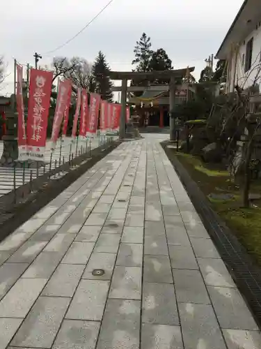 越中稲荷神社の建物その他