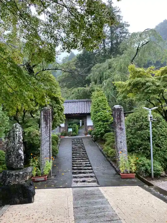大渕寺の山門・神門