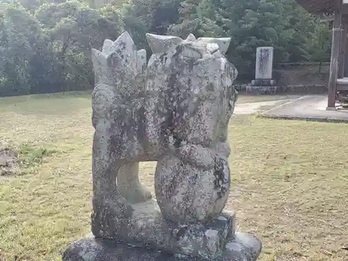 塩久保神社の狛犬