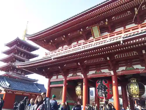 浅草寺の山門