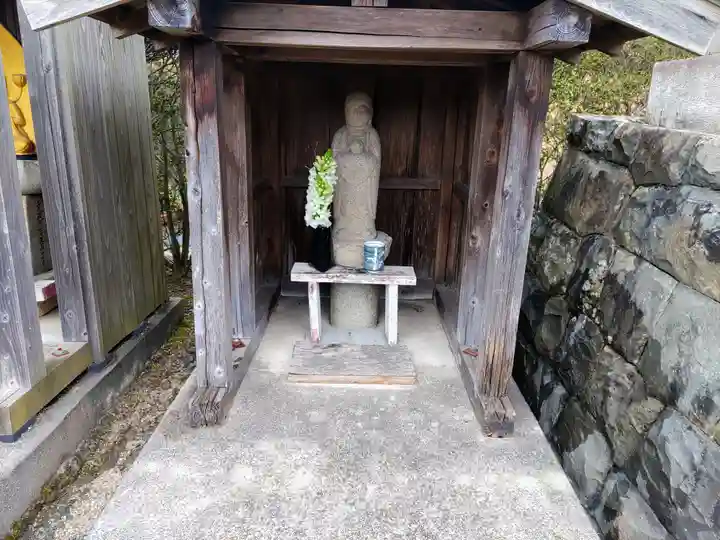 深興寺の地蔵