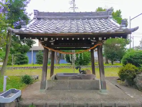 八剱社（浅野）の手水