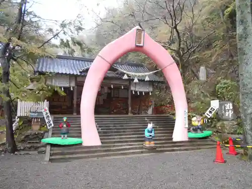 桃太郎神社（栗栖）の鳥居