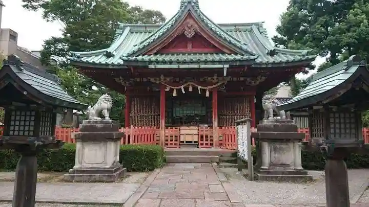 尾崎神社の本殿・本堂