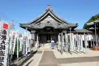 弥勒寺の本殿・本堂