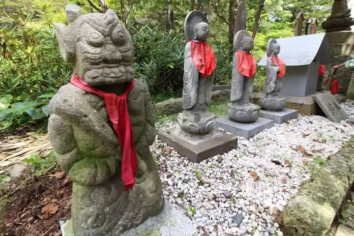 草津穴守稲荷神社(群馬県)