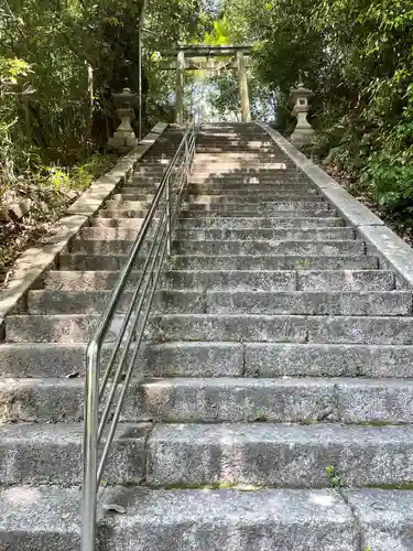 蝉丸神社の鳥居