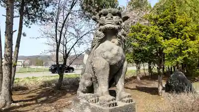 上芦別神社の狛犬