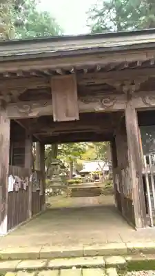 都々古別神社(馬場)の山門・神門