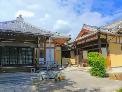 光明寺の本殿・本堂