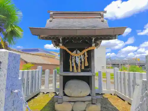 江嵜社（江崎神社）の本殿