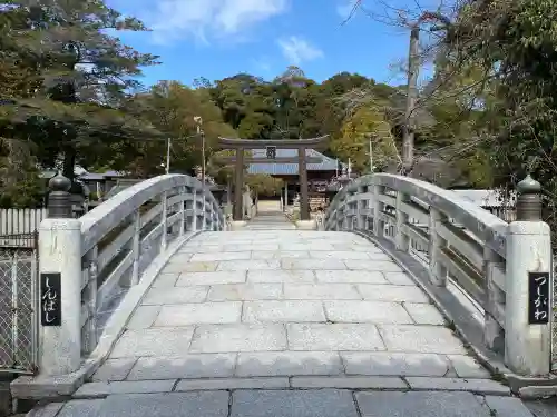 河上神社の{uncategorized: "未分類", other: "その他", undefined: "問題あり", building: "その他建物", grave: "お墓", sacred_gate: "鳥居", guardian: "狛犬", statue: "像", buddha: "仏像", history: "歴史", nature: "自然", garden: "庭園", animal: "動物", pagoda: "塔", temizu: "手水舎", mountain_gate: "山門・神門", sanctuary: "本殿・本堂", subordinate: "末社・摂社", art: "芸術", scenery: "景色", jizo: "地蔵", ema: "絵馬", goshuin: "御朱印", omikuji: "おみくじ", items: "授与品その他", amulet: "お守り", goshuincho: "御朱印帳", eats: "食事", festival: "お祭り", votive_dance: "神楽", shichigosan: "七五三参", wedding: "結婚式", experience: "体験その他", initially: "初詣", around: "周辺", anti_infection: "感染症対策"}