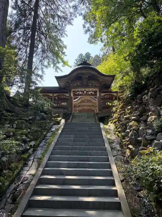 永平寺の{uncategorized: "未分類", other: "その他", undefined: "問題あり", building: "その他建物", grave: "お墓", sacred_gate: "鳥居", guardian: "狛犬", statue: "像", buddha: "仏像", history: "歴史", nature: "自然", garden: "庭園", animal: "動物", pagoda: "塔", temizu: "手水舎", mountain_gate: "山門・神門", sanctuary: "本殿・本堂", subordinate: "末社・摂社", art: "芸術", scenery: "景色", jizo: "地蔵", ema: "絵馬", goshuin: "御朱印", omikuji: "おみくじ", items: "授与品その他", amulet: "お守り", goshuincho: "御朱印帳", eats: "食事", festival: "お祭り", votive_dance: "神楽", shichigosan: "七五三参", wedding: "結婚式", experience: "体験その他", initially: "初詣", around: "周辺", anti_infection: "感染症対策"}