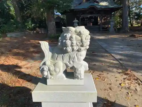 下諏訪神社の狛犬