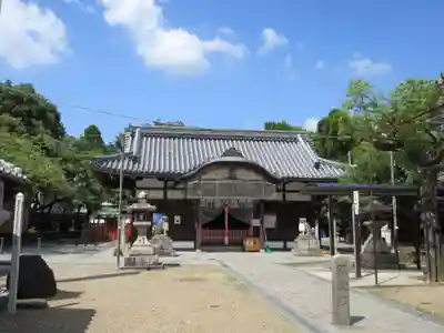 三輪神社の本殿・本堂