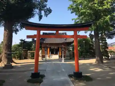足立神社の鳥居