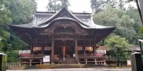 青海神社の本殿・本堂