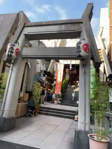 烏森神社の鳥居