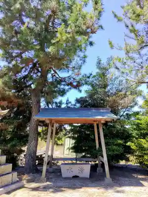 八幡社(芝井)の手水舎