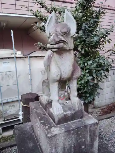 萱町出世稲荷神社の狛犬