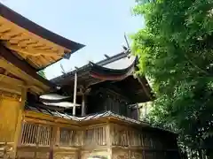 白髪神社の本殿