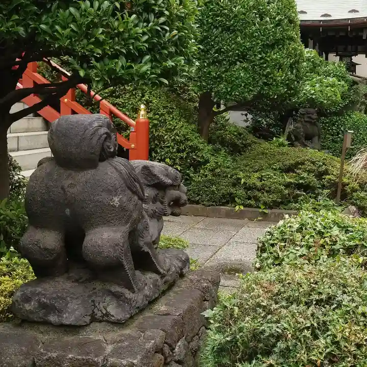 東大島神社の狛犬