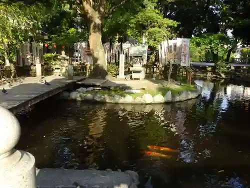 平塚八幡宮の庭園