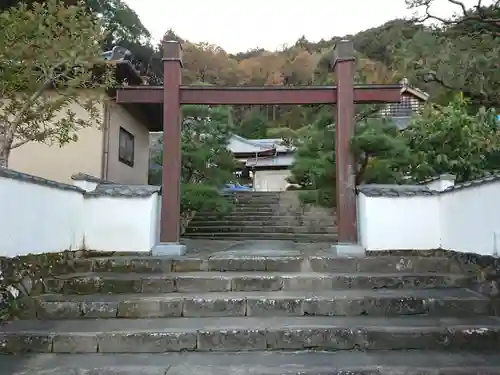 東国寺の鳥居