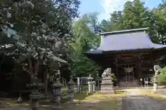 田村神社の本殿