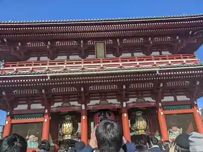 浅草寺の山門・神門