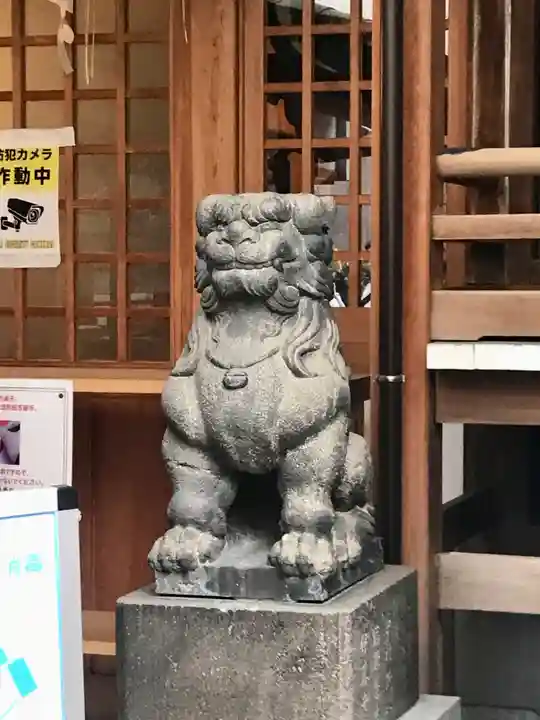 小網神社の狛犬