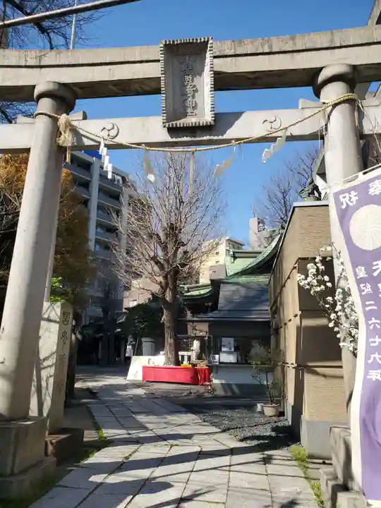 小野照崎神社の鳥居