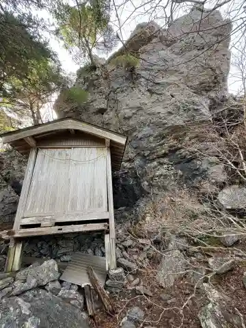 西島神社の本殿・本堂