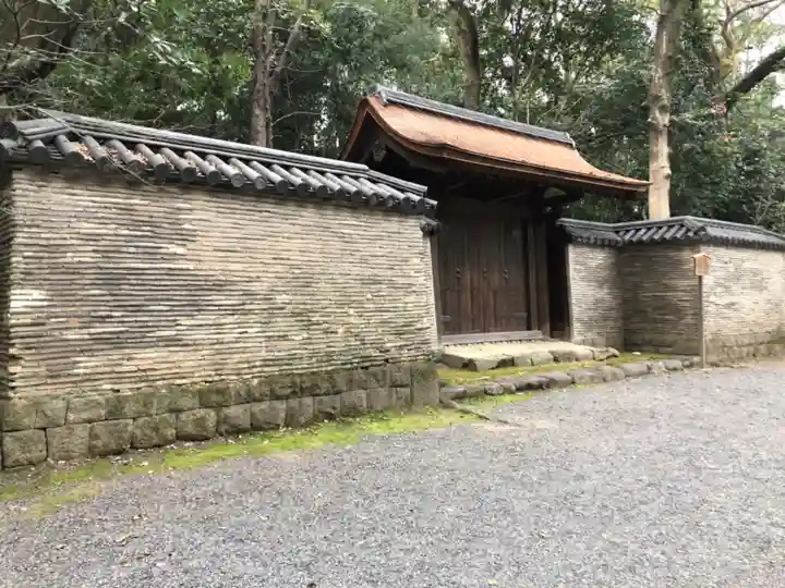 熱田神宮の山門・神門