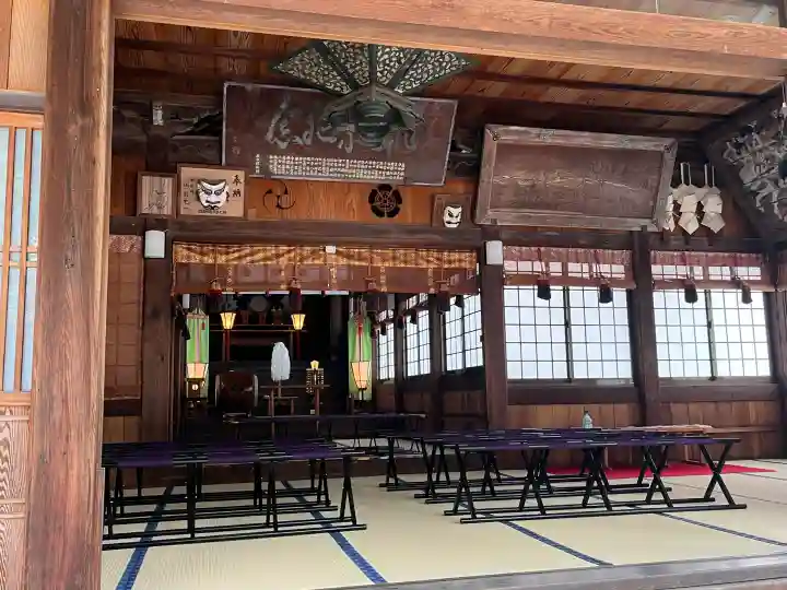 素盞嗚神社の{uncategorized: "未分類", other: "その他", undefined: "問題あり", building: "その他建物", grave: "お墓", sacred_gate: "鳥居", guardian: "狛犬", statue: "像", buddha: "仏像", history: "歴史", nature: "自然", garden: "庭園", animal: "動物", pagoda: "塔", temizu: "手水舎", mountain_gate: "山門・神門", sanctuary: "本殿・本堂", subordinate: "末社・摂社", art: "芸術", scenery: "景色", jizo: "地蔵", ema: "絵馬", goshuin: "御朱印", omikuji: "おみくじ", items: "授与品その他", amulet: "お守り", goshuincho: "御朱印帳", eats: "食事", festival: "お祭り", votive_dance: "神楽", shichigosan: "七五三参", wedding: "結婚式", experience: "体験その他", initially: "初詣", around: "周辺", anti_infection: "感染症対策"}